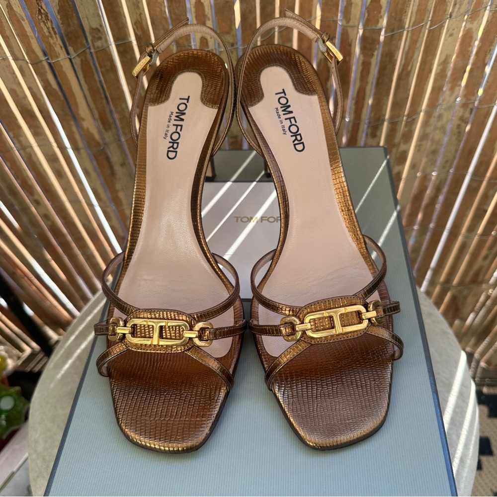 TOM FORD STAMPED CROCODILE LEATHER WHITNEY SANDAL - EU 42